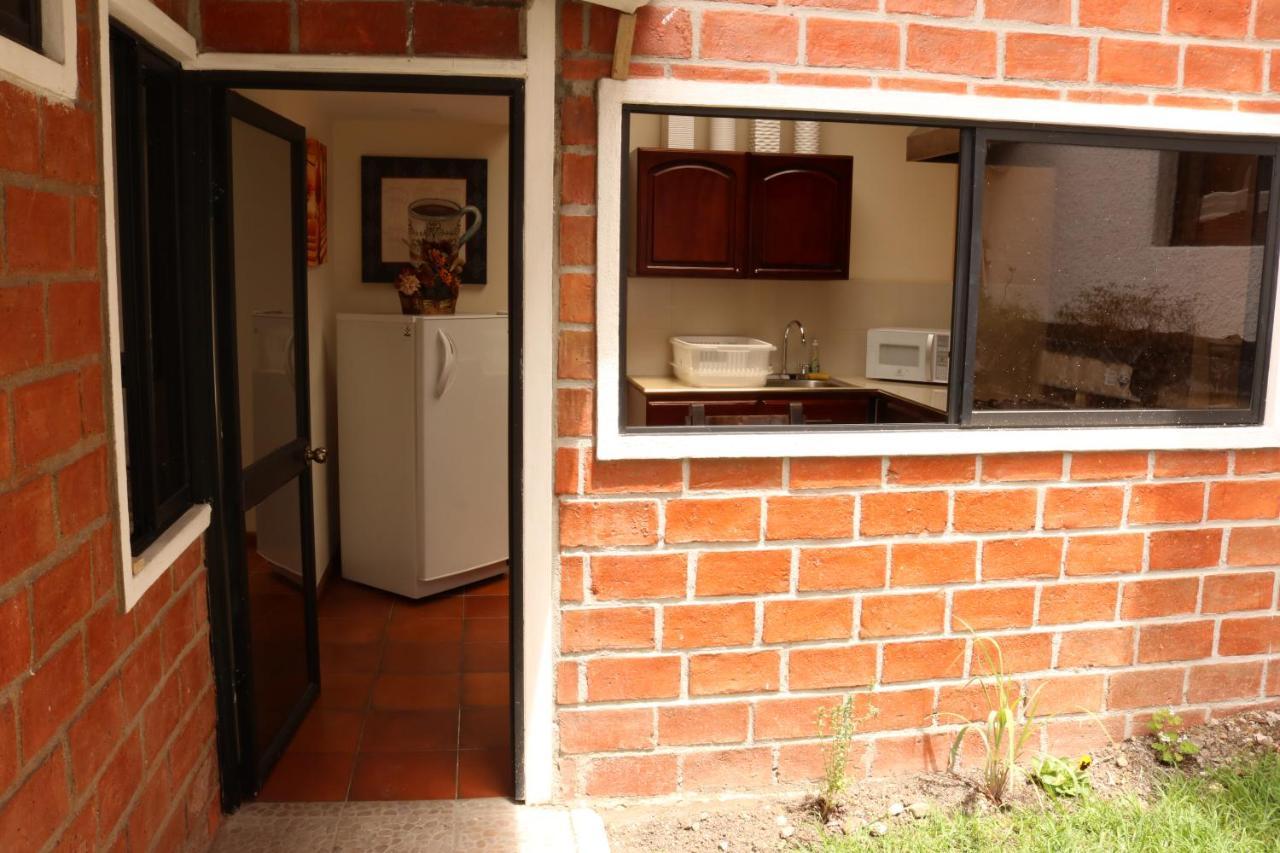 Bed and Breakfast Casatodosantos Cuenca Esterno foto