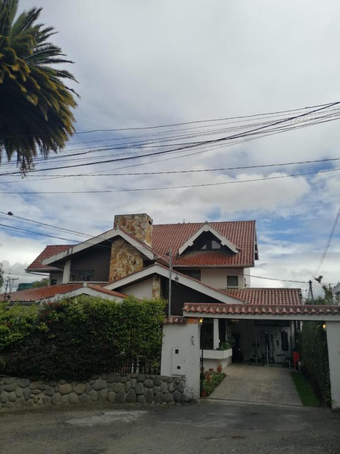 Bed and Breakfast Casatodosantos Cuenca Esterno foto