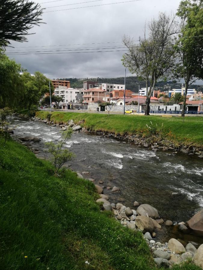 Bed and Breakfast Casatodosantos Cuenca Esterno foto