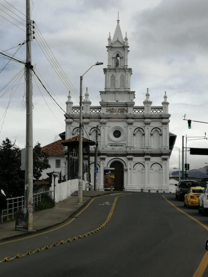 Bed and Breakfast Casatodosantos Cuenca Esterno foto