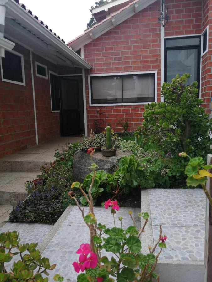 Bed and Breakfast Casatodosantos Cuenca Esterno foto