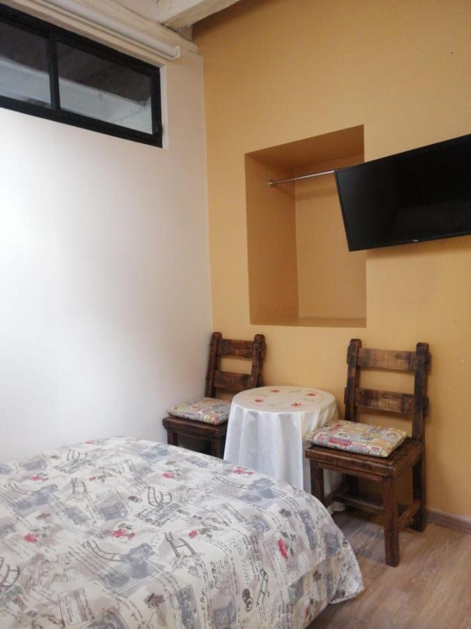 Bed and Breakfast Casatodosantos Cuenca Esterno foto